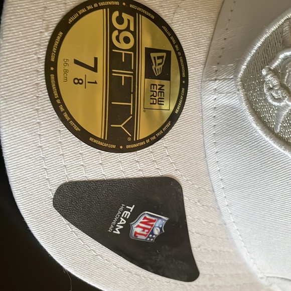 NWT.  Raiders hat, white - Picture 2 of 8